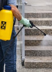 LIQUIDO ANTIDESLIZANTE PARA SUELOS DE MARMOL, TERRAZO Y HORMIGÓN. ENVASE 5 LITROS