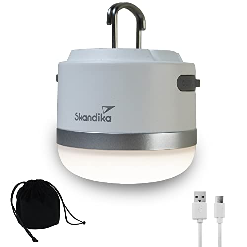 Skandika Tarfala - Lampe LED de camping, rechargeable, intensité et couleur blanc chaud variables, crochet de suspension, port USB, powerbank 3600 mAh, 110 h | Lampe d'extérieur Cover