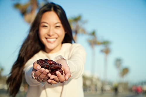 Joolies Organic Whole Medjool Dates | Large/Jumbo Grade, 4.4 Pound Eco Friendly Bulk Box | Fresh California Grown Fruit | Vegan, Gluten-Free, Paleo, No Sugar Added | Great Gift for Friends & Family