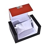 scatola tissot Design esclusivo in stile libro: l'esterno presenta una caratteristica forma rettangolare con una combinazione di colori nero e rosso, che ricorda il dorso di un classico libro, aggiungendo un tocco unico alla tua esposizione.