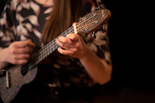 Ortega Guitars Ukulélé Soprano orange – Keiki K2 – Kit de démarrage incluant Accordeur, Courroie, 5 Médiators Medium et… - Les Beatles, Paul McCartney, John Lennon, RIngo Starr, George Harrison Ortega Guitars Ukulélé Soprano orange - Keiki K2 - Kit de démarrage incluant Accordeur, Courroie, 5 Médiators Medium et… – Image 6