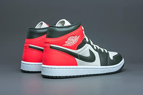 Image of Nike Women's Air Jordan 1 Mid SE Sneaker