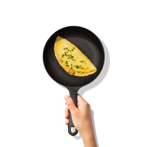 Field Company No.5 Cast Iron Chef Skillet 7.5-Inch Curved Wall Egg Pan Pre-Seasoned for 12 Servings Lighter & Smooth Made in USA