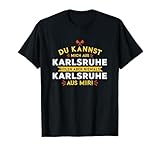 Klassisch geschnitten, doppelt genähter Saum.