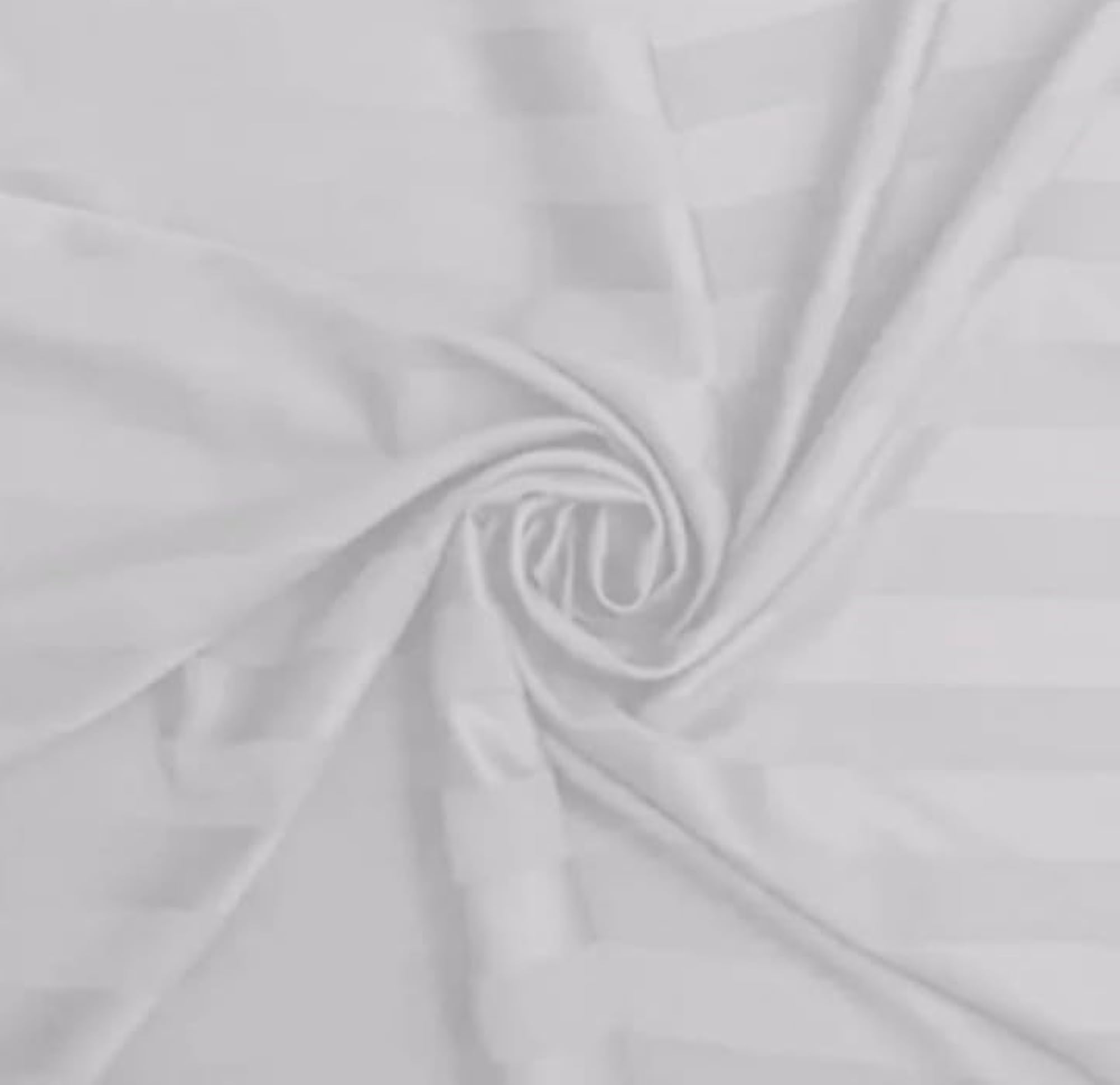 Luxurious SilverWeave Double Queen Striped Bedsheet with 2 Pillow Covers