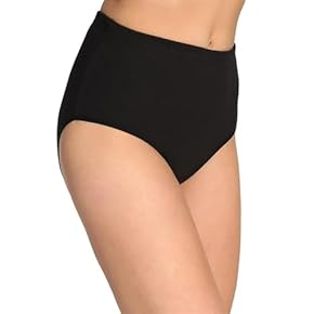 Paypoqdagi yalangoch oyoqlarning shaxsiy fotosurati