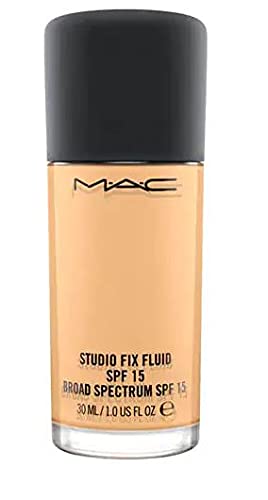 MAC Studio Fix Fluid SPF 15 foundation bottle in C40 shade