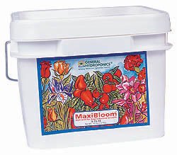 MaxiBloom Plant Food - 4 Pounds