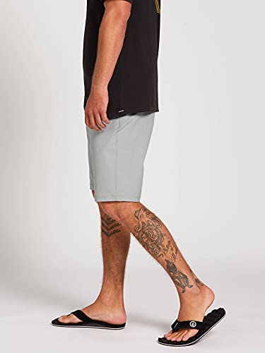 Image of Volcom Men's Kerosene 21 inch Hybrid Chino Shorts Quick-Dry Stretch Fabric