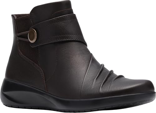Clarks Womens Kaetlyn Sara Chocolate Leather 8 Wide