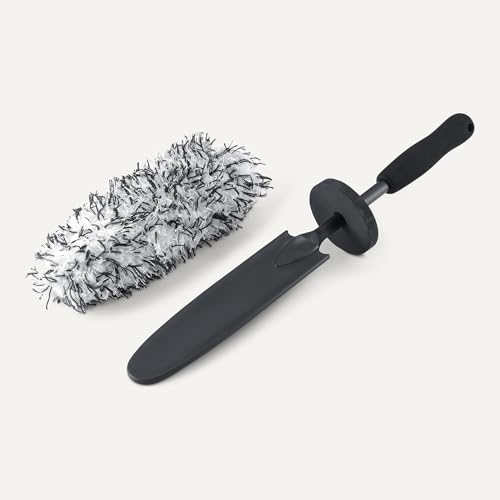 Image of Amazon Basics Microfiber Wheel Cleaner Brush, for Rim Cleaning and Car Detailing, 16.54 inch Length, Gray