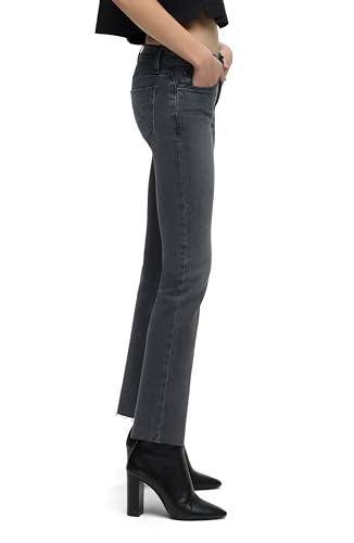 Hudson Women's Nico Mid-Rise Bootcut Barefoot2