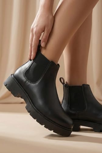 Image of Big Fox Women's Chelsea Boots - Slip-On Ankle Boots with Lug Sole