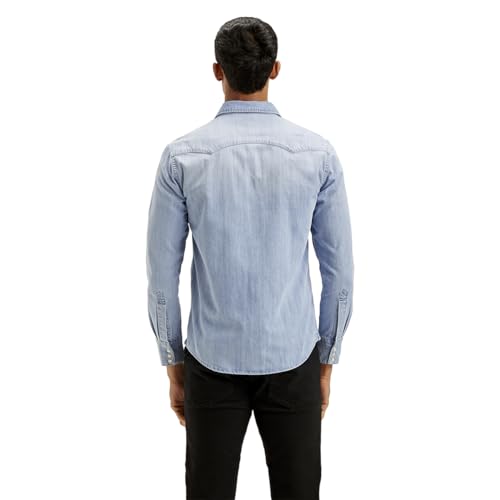 Image of Levi's Men's Solid Slim Fit Shirt Light-Blue