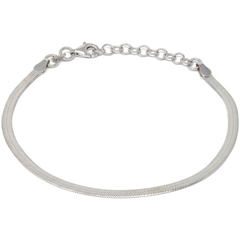 Maglia Intrecciata piatta: La maglia intrecciata larga 4,5 mm conferisce al bracciale un aspetto raffinato e una texture interessante.