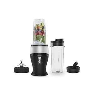 Ninja Slim Blender & Smoothiemaker, 2x 470ml Bekers met Drinktuitdeksels, Personal Blender, IJs & Bevroren Fruit Malen, Vaatwasmachinebestendige Onderdelen, 700W, Zilver/Zwart, QB3001EUS