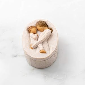 Willowtreetendernesstreasuringaquietmomentofmotherhoodforjewelrynotestreasurestoacknowledgeloveandappreciationsculptedhandpaintedkeepsakebox  Urban Country Home Decor Willow tree tenderness treasuring a quiet moment of motherhood for jewelry notes treasures to acknowledge love and appreciation sculpted hand painted keepsake box  urban country home decor