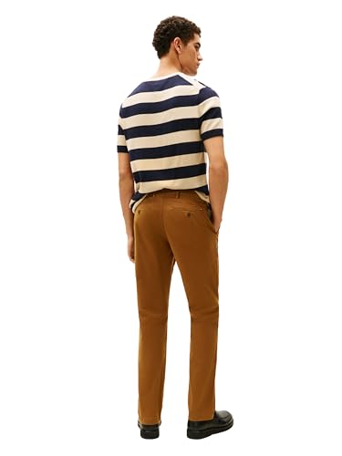 Image of Tommy Hilfiger Men's Stretch Cotton Chino Pants in Custom Fit