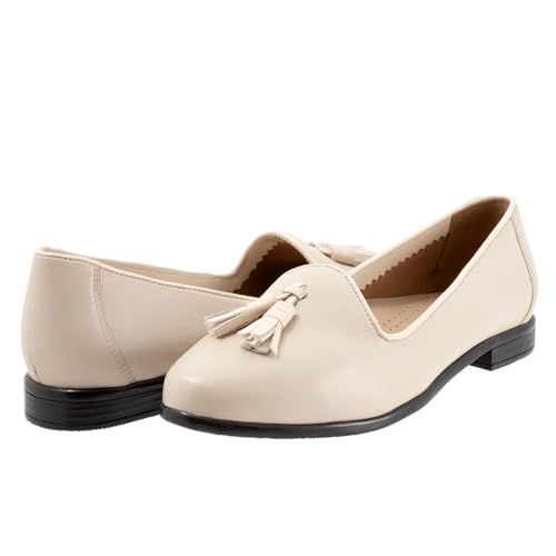 Image of Trotters Women's Liz Tassel Loafer Flat