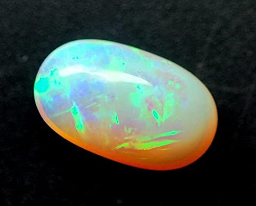 Opale d'Australie Coober Pedy un trésor naturel de 4.80 carats aux feux mystiques