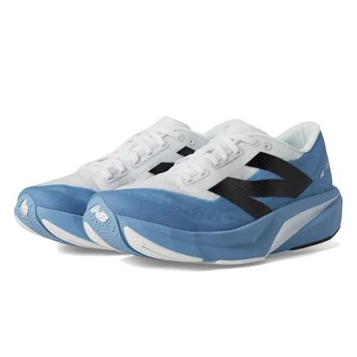 Tênis New Balance Fuelcell Rebel V4 Azul e Branco