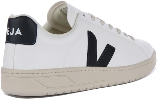 Veja Women's Urca Sneaker3