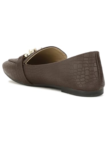 Image of Bata Women Pull On Loafers