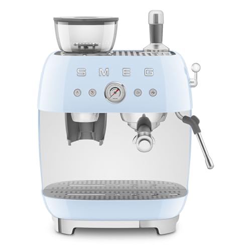 Smeg, Machine à Café Expresso Manuelle EGF03PBEU, avec Broyeur à Grain Intégré, Thermoblock, 4 Niveaux de Température, Buse Vapeur et Manomètre, Réservoir 1 L, Dimensions Compactes, 1350W, Bleu Clair Smeg, Machine à Café Expresso Manuelle EGF03PBEU, avec Broyeur à Grain Intégré, Thermoblock, 4 Niveaux de Température, Buse Vapeur et Manomètre, Réservoir 1 L, Dimensions Compactes, 1350W, Bleu Clair