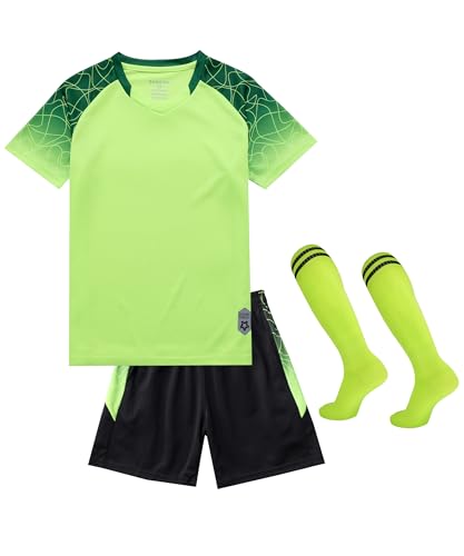 Hiheart Boys Soccer Set Football Team T-shirt and Shorts with Socks Green 7-8