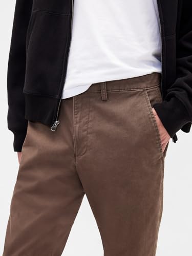 Image of Gap Men's Essential Slim Fit Chino Pants