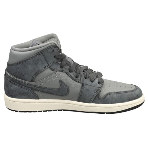 Image of Nike Women's Air Jordan 1 Mid SE Sneaker