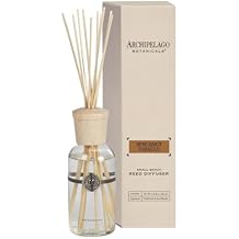 Archipelago Botanicals Bergamot Tobacco Reed Diffuser, Home Fragrance Reed Diffuser, Includes Fragrance Oil, Decorative Wooden Cap & 10 Diffuser Reeds, Perfect for Home, Office or Gift, 7.85 fl oz