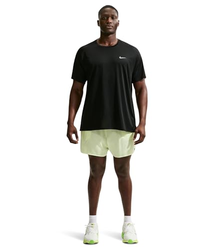 Amazon.com: Nike Men's Stride Dri-FIT™ ADV Short Sleeve Running
