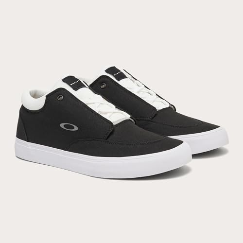 Image of Oakley Men's Banks Low Canvas Sneaker