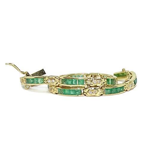 Never Say Never Espectacular Pulsera para Mujer de Oro Amarillo de 18k con 36 Esmeraldas de 3.96cts y 18 Diamantes de 0.54cts. Un Joya clásica recién Fabricada para ser