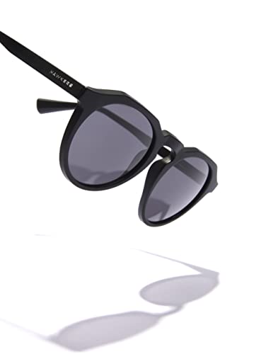 Image of Hawkers Warwick - Sunglasses Womens and Mens - Trendy Sunglasses - 100% UV400 Protection