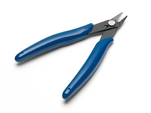 Pince coupante de côté Revell Precision indispensable sur votre établi de création