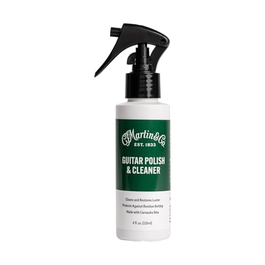 MARTIN & CO. - 18A0134 MARTIN GUITAR POLISH - Limpiador ideal para limpiar y cuidar las guitarras con acabado brillante, fabricado solo con ingredientes de alta calidad, con cera de carnauba