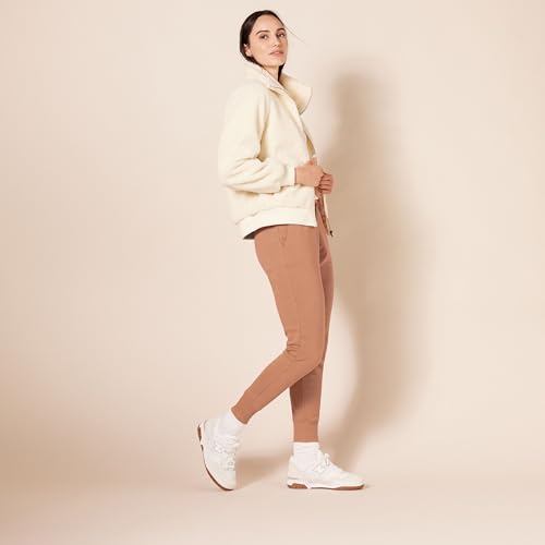 Image of Amazon Essentials Women's Fleece Jogger Sweatpant (Available in Plus Size)