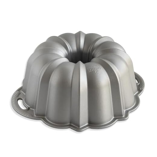 Nordic Ware Platinum Collection Anniversary Bundt Pan