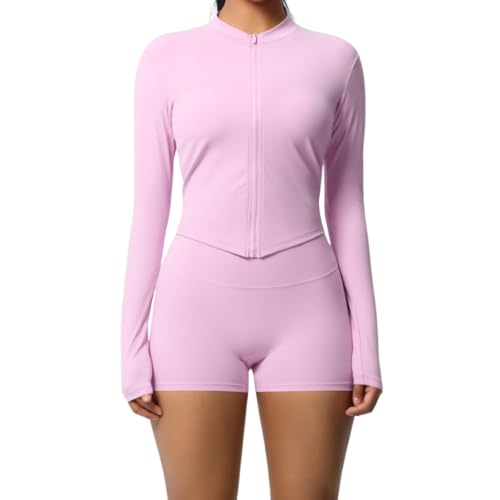 Ensemble sport femme rose : vêtement de fitness avec veste et short