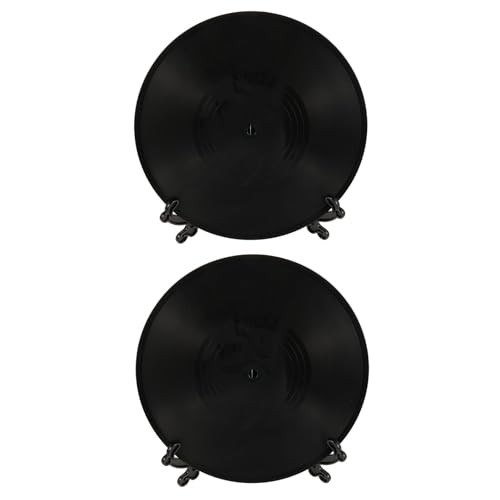 Discos de vinilo vintage con soporte para solucionar paredes vacías en oficinas 2