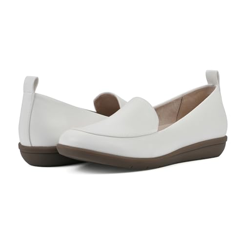 Image of CLIFFS BY WHITE MOUNTAIN Women's Twiggy Moccasin Style Loafer Flat