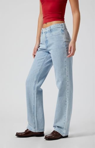 PacSun Women's Jordyn Low Rise Straight Leg Jeans Light Indigo2
