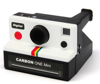 Amazon | Carbon Oneレトロミニデジタルカメラホワイト。 | コンパクト