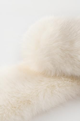 Gionforsy Faux Fur Shawl and Wrap for Women Winter Wedding Faux Fur Scarf for Bridal Bridesmaids2