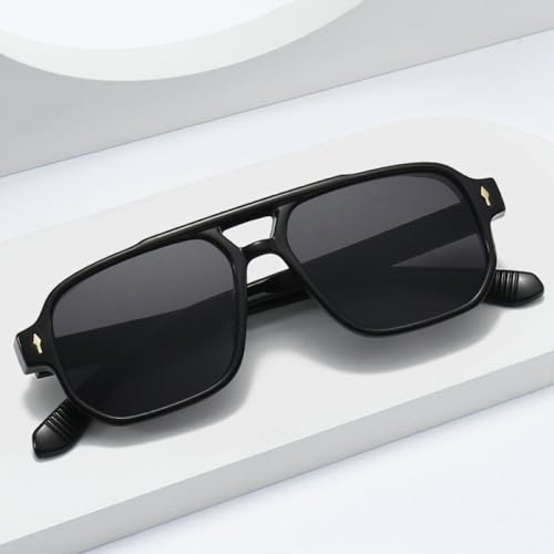 Vintage Men Sunglasses Fashion Clear Ocean Lens Eyewear Women Trending Rivets Sun Glasses UV4004