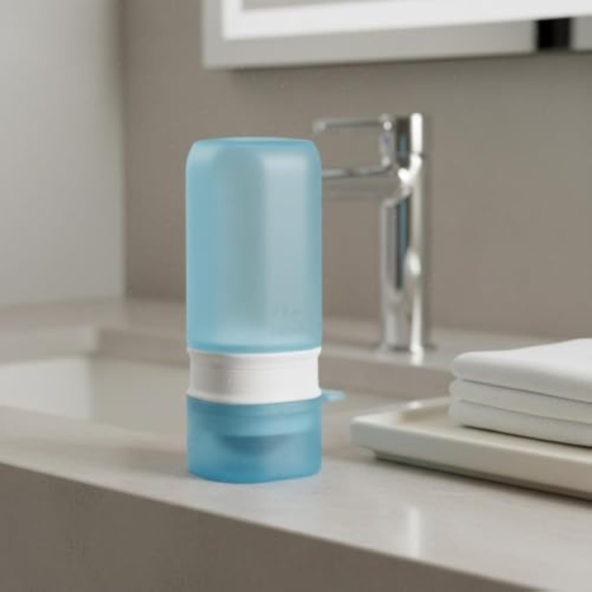 Portable Refillable Silicone Sunscreen Applicator Bottle