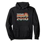Chemise de fête d'anniversaire 14 ans. Ce t-shirt vintage Cassette 2010 est idéal pour les fêtes et les célébrations pour les hommes ou les femmes ayant 14 ans. Cadeau parfait pour un anniversaire, la Saint-Valentin, la fête des mères, la fête des pères, Thanksgiving, Noël, Noël ou tout autre anniversaire.