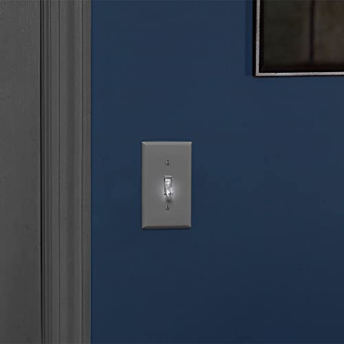 Leviton L1463-2C 15 Amp, 120 Volt, Toggle Led Illuminated 3-Way Switch thumb #2